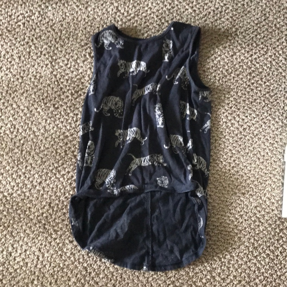 old navy tank top